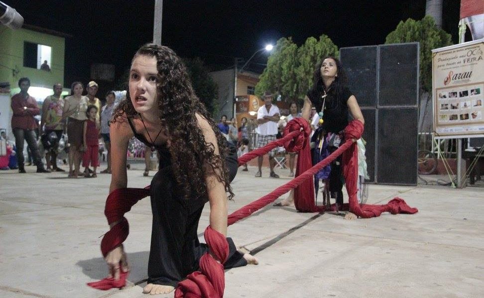  Noite de arte e cultuta em São Félix: A OCA foi pra feira